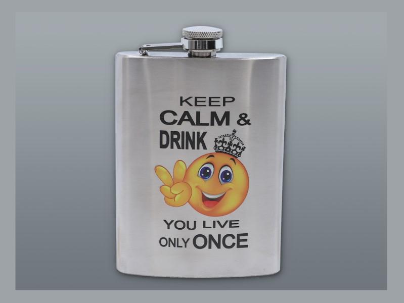 Szálcsiszolt króm színű rozsdamentes acél flaska, laposüveg 6 oz. = 1.77 dl - Keep Calm felirattal